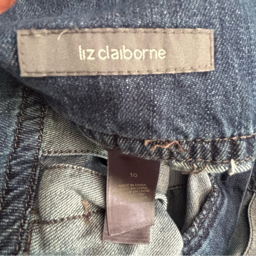 SOLD Liz Claiborne Vintage Denim Fit and Flare Skirt Size 10 - Picture 2 of 5